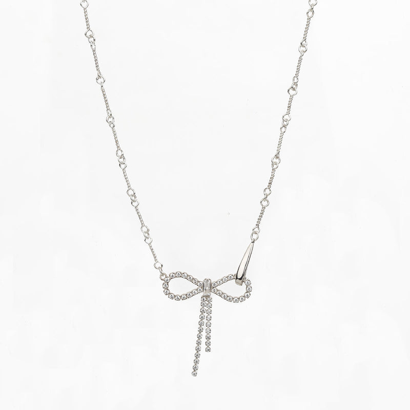 Camélie Crystal Bow Necklace