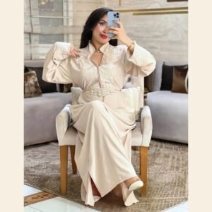 قفطان طرزا كم بالسفيفة العقاد والحزام